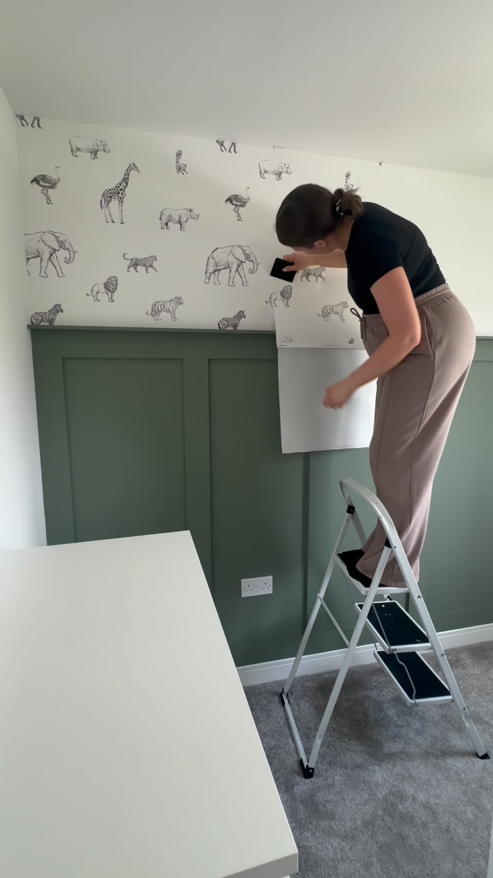 Instagram post by @homewithmichaela for WallpaperMural.com. Caption reads: [...] What do you think? [AD/Gifted]....
