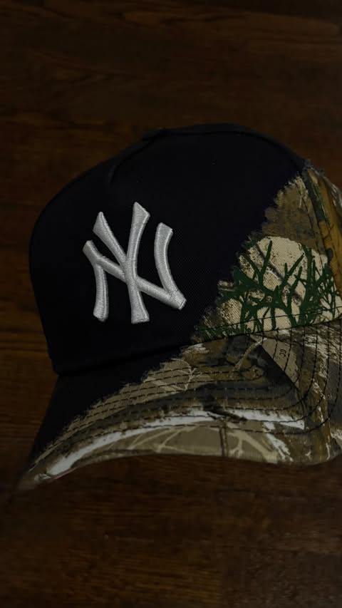 Instagram post by @isabelladefonte for Culture Kings. Caption reads: ✨✨✨CULTURE KINGS UNBOXING ✨✨✨ It is an [...].