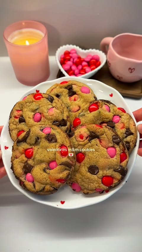 Instagram post by @bakeswithmarlene for NIIMBOT. Caption reads: [...] cutest Valentine’s Day gifts with the....