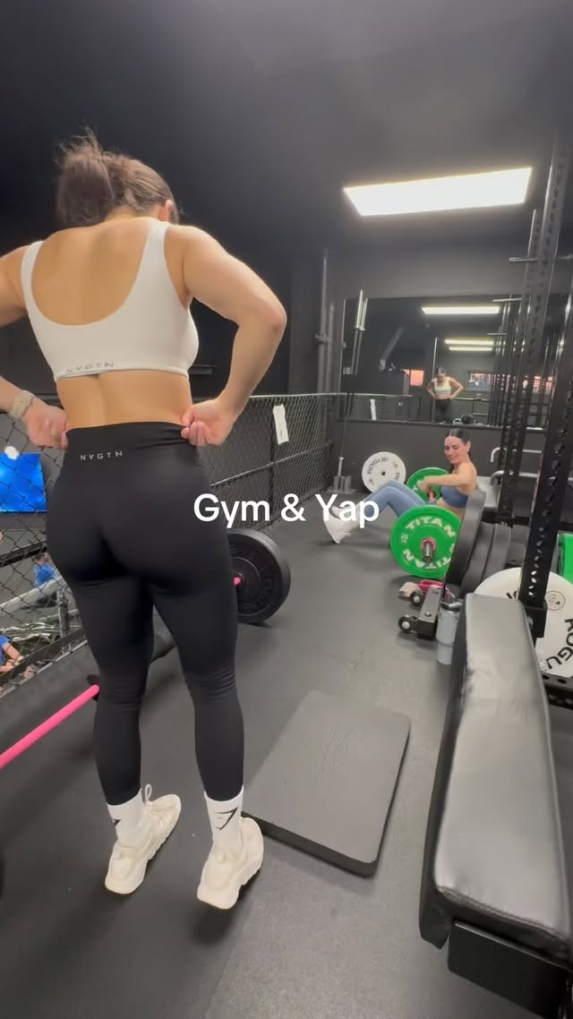 Instagram post by @vrdfitness for Nvgtn. Caption reads: [...] #gymgirl #gymrat #nvgtn #legday....