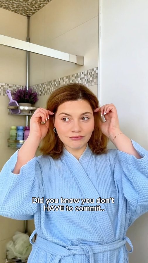 Instagram post by @manesbymell for Eva NYC. Caption reads: [...] best hair every wash day? #evanycpartner 📌....