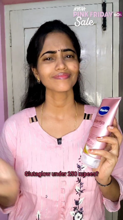 Instagram post by @sriyas_dreams15 for Vaseline. Caption reads: #AD

Vaseline Gluta-Hya is giving instant softness....