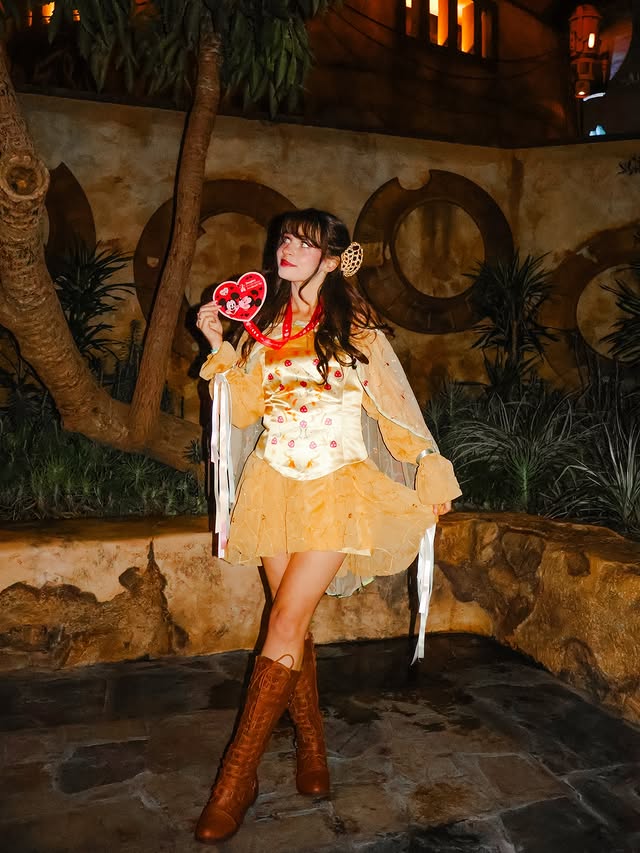 Instagram post by @magicwithmeg for Hulu. Caption reads: padme and anakin went to sweethearts’ nite !!....