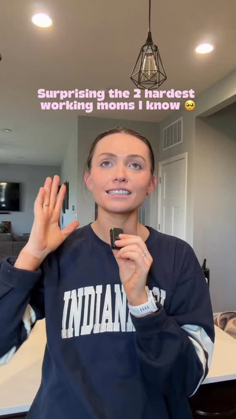 Instagram post by @halliegpatel for RENPHO. Caption reads: [...] • • • • • #mothersday #mom #renpho #fitness.