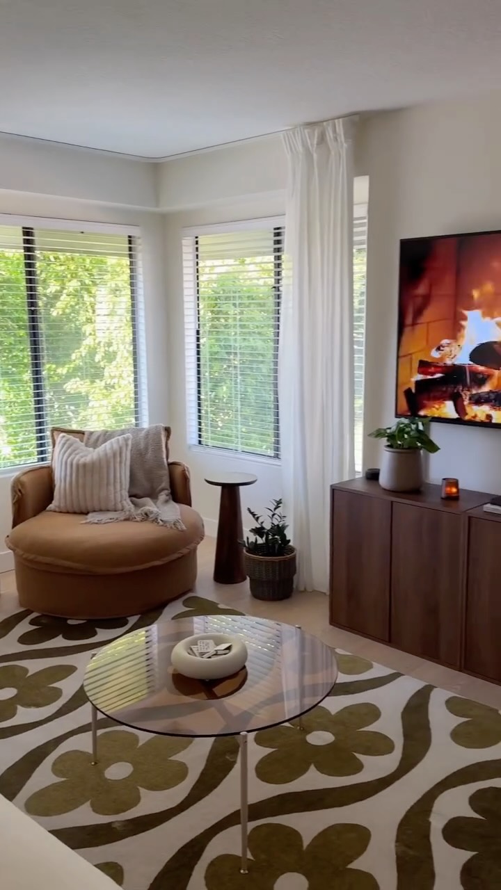 Instagram post by @allietassano for Apartments. Caption reads: [...] a place you love as much as I do with....