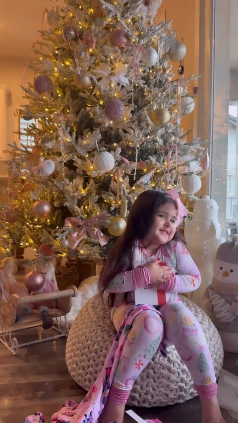 Instagram post by an influencer for Bums & Roses. Caption reads: A very special PR delivery from @bumsandroses 🥰✨....