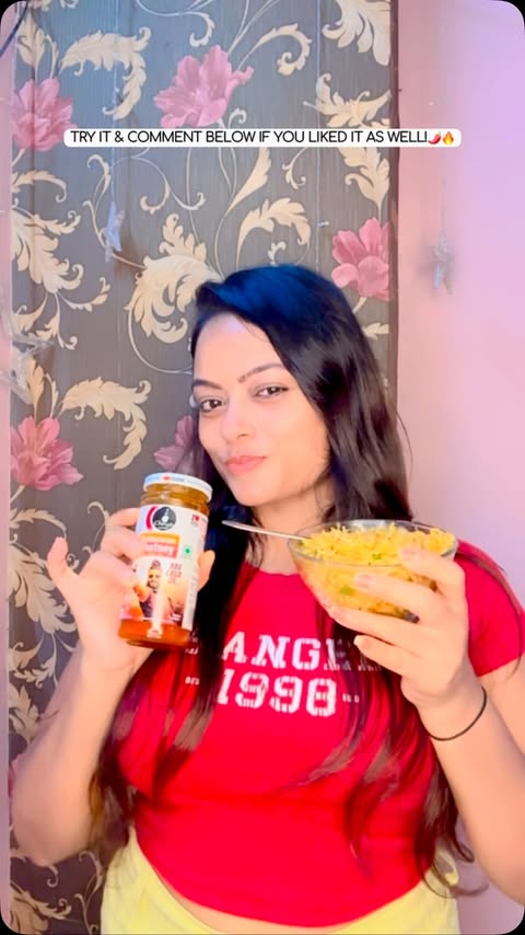Instagram post by @hiya__1433 for Kolkata Bucketlist. Caption reads: #AD 🌶️✨ Turning my instant noodles into a....