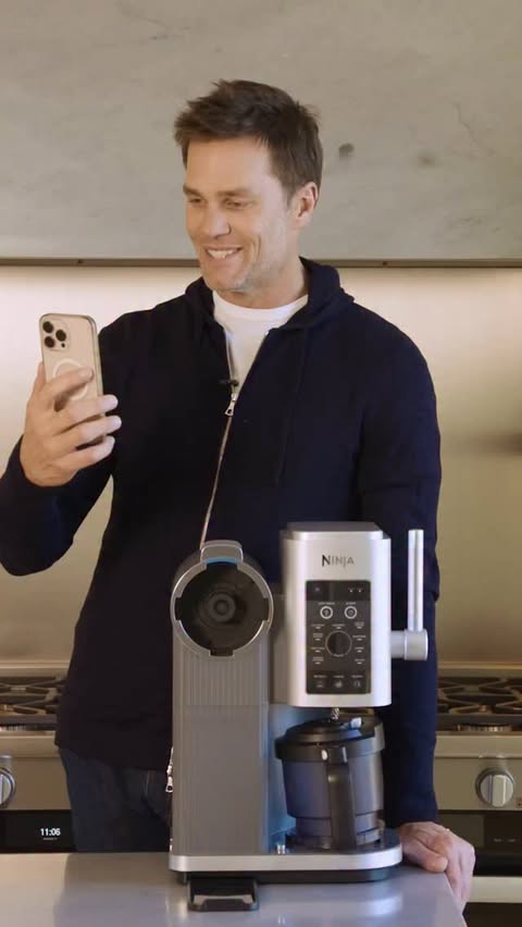 Instagram post by @bear_6060 for Ninja Kitchen. Caption reads: Finally got my teammates to do one of my diets.....