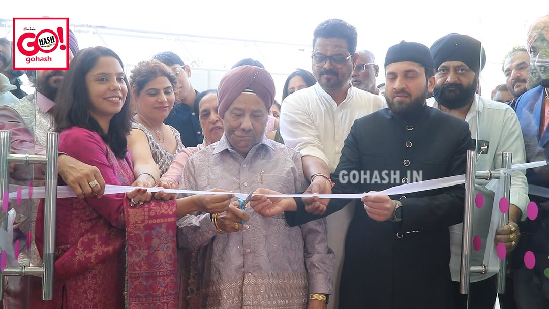 Instagram post by @gohash_network for CaratLane. Caption reads: GRAND INAUGURATION OF CARATLANE – A TATA PRODUCT....