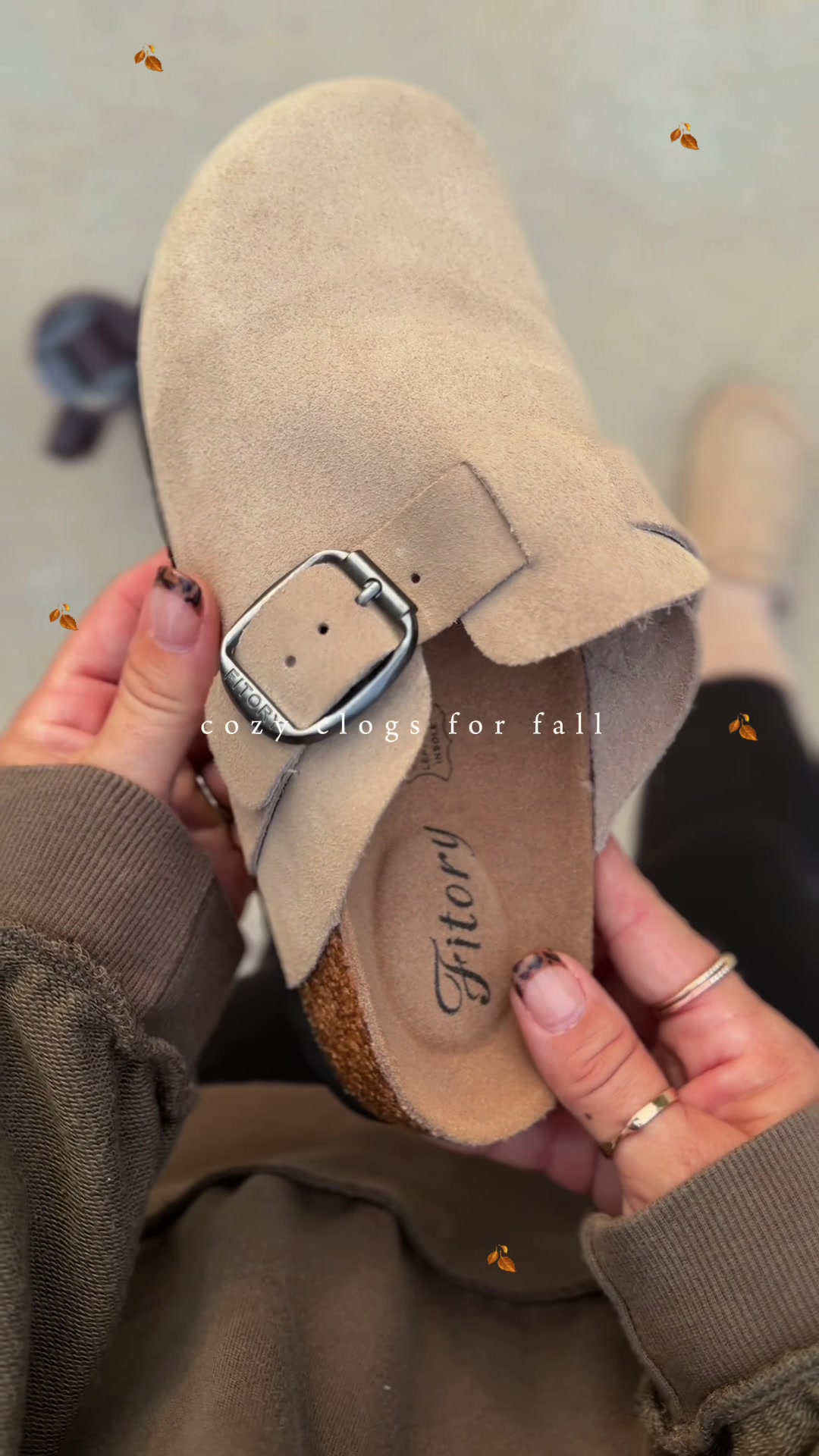 TikTok post by @anikorains for Fitory. Caption reads: [...] iced coffee just feels like fall. 🤎🍂....