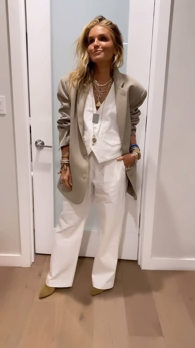 Instagram post by @shop.with.caroline for Favorite Daughter. Caption reads: When your 13 year old says …you look cute mom....
