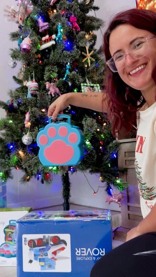 Instagram post by @mrsshelbycarr for Lakeshore Learning. Caption reads: Holiday hustle is here, and I’m all about finding....