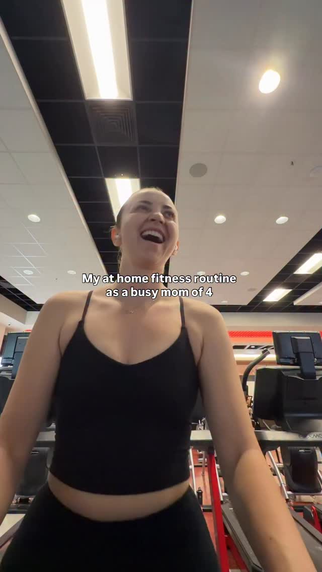 Instagram post by @cassscroggins for BODi. Caption reads: [...] as a mom!
Use my link to get your annual....