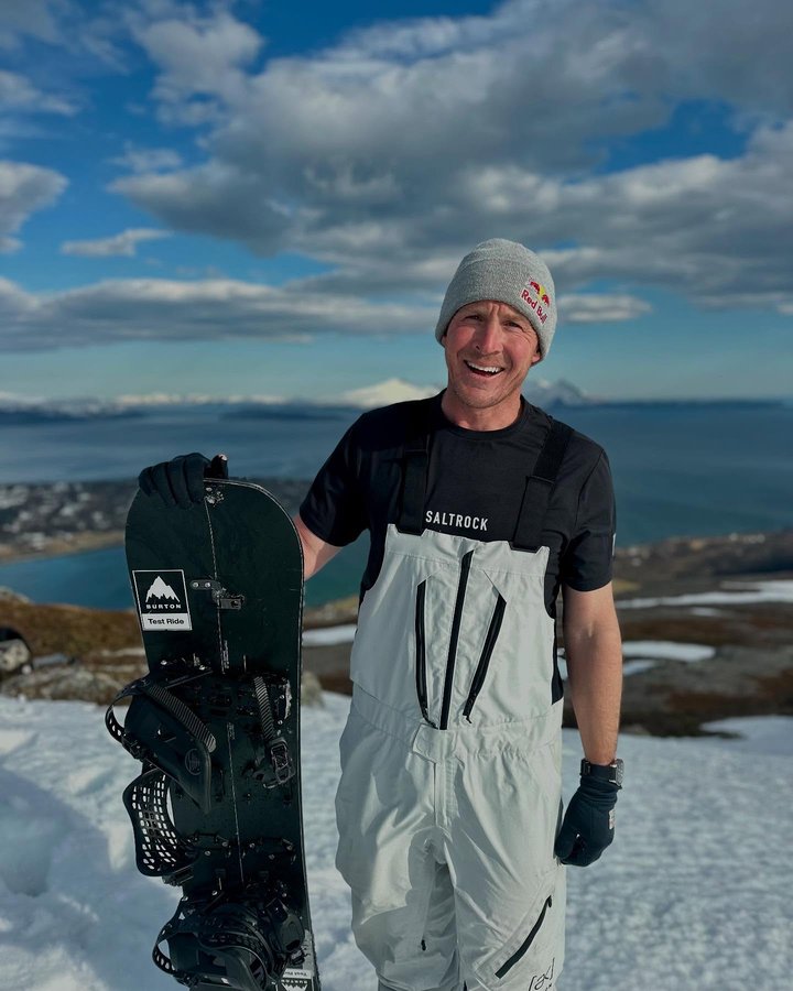 Instagram post by @andrew_cotty for Saltrock. Caption reads: [...] way to switch off.

Wearing the @saltrock....