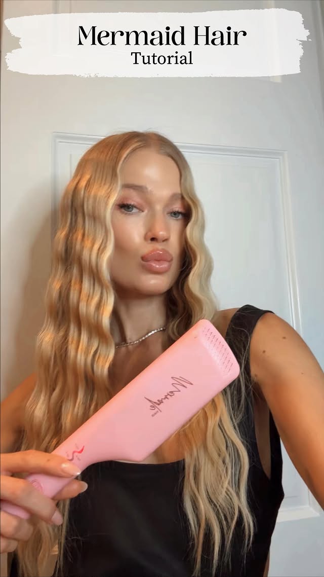 Instagram post by @vitasidorkina for Mermade Hair. Caption reads: The perfect mermaid hair that takes just 10....