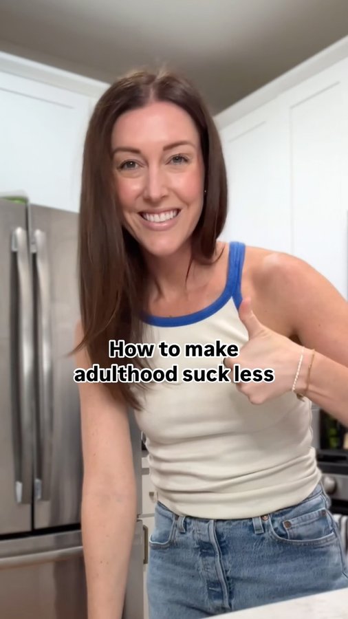 Instagram post by @jennaabarclay for Splash Refresher. Caption reads: #ad A little treat and a @splashrefresher makes....