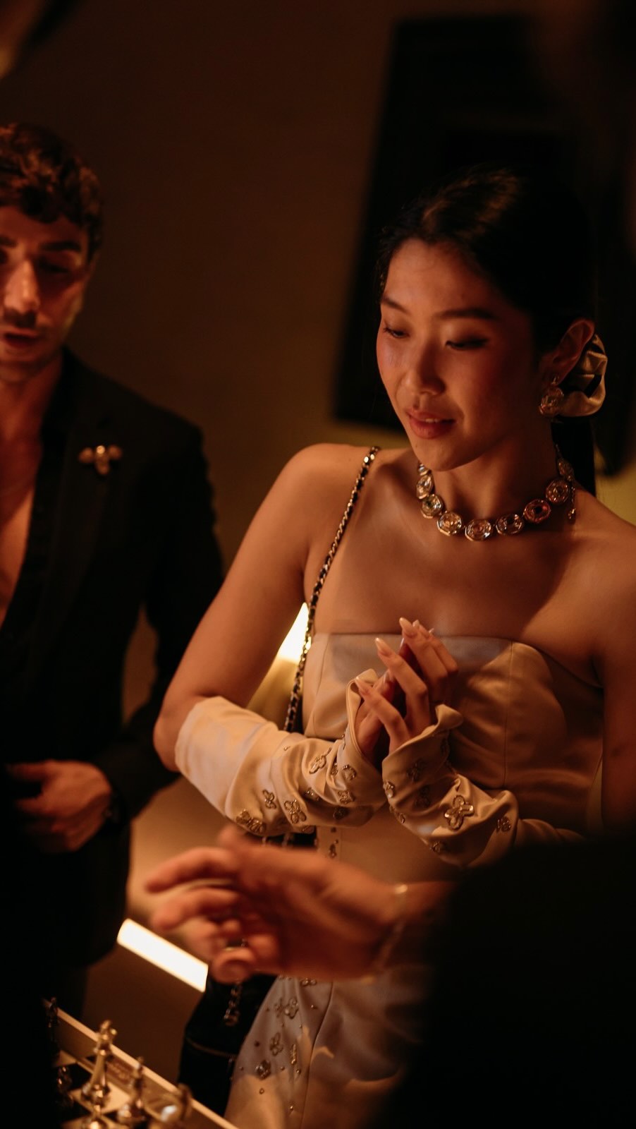 Instagram post by @suheyee for Chivas Regal. Caption reads: Representing the Gulf the Dubai Bling way....