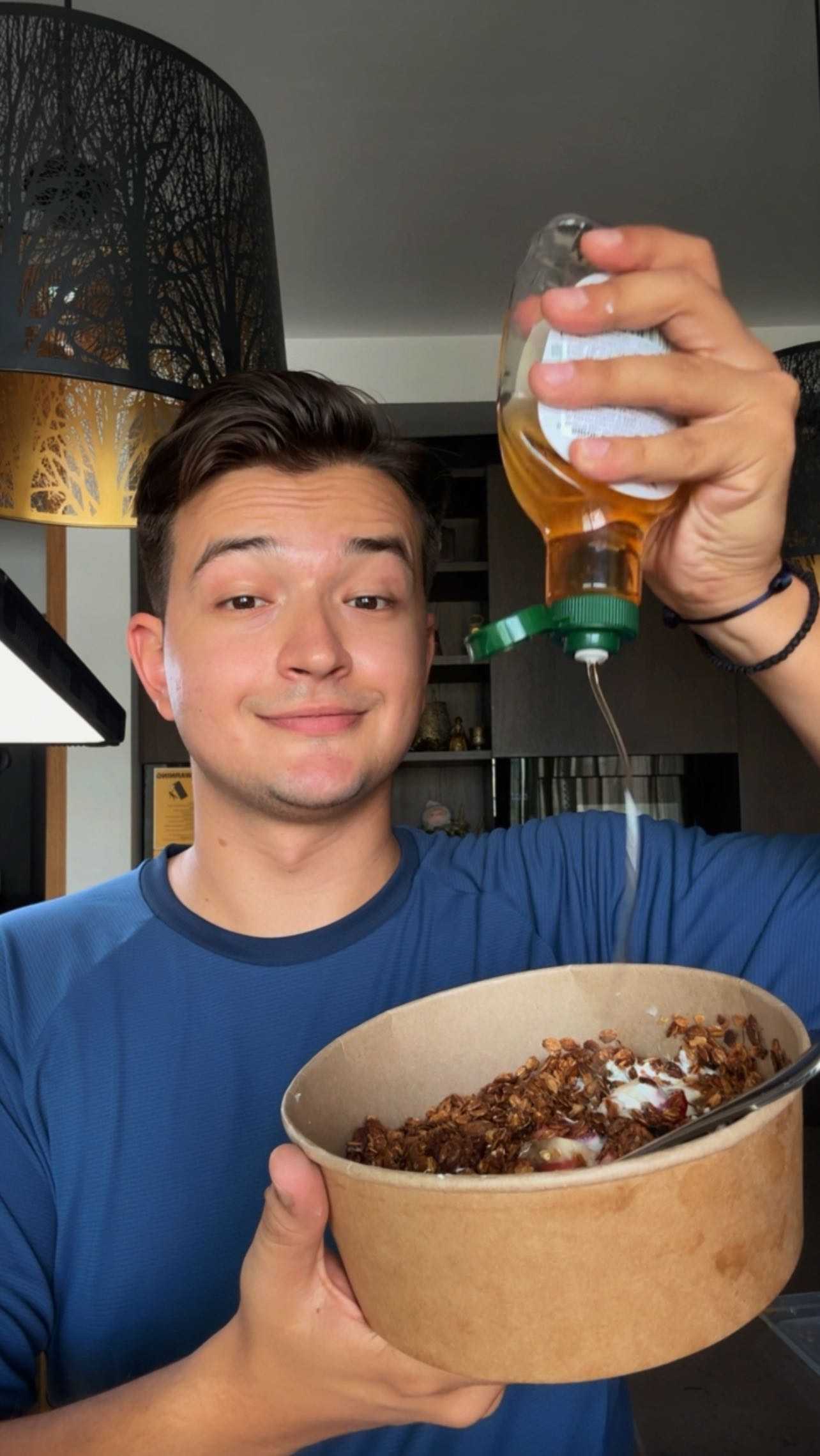 Instagram post by @dan_has_the_munchies for Wolt. Caption reads: B4 este de acum pe Wolt 👀 tu de unde iti comanzi....