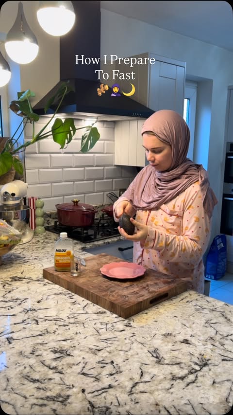 Instagram post by @katieariam for MOJU Drinks. Caption reads: [...] part of my daily routine & I love how....