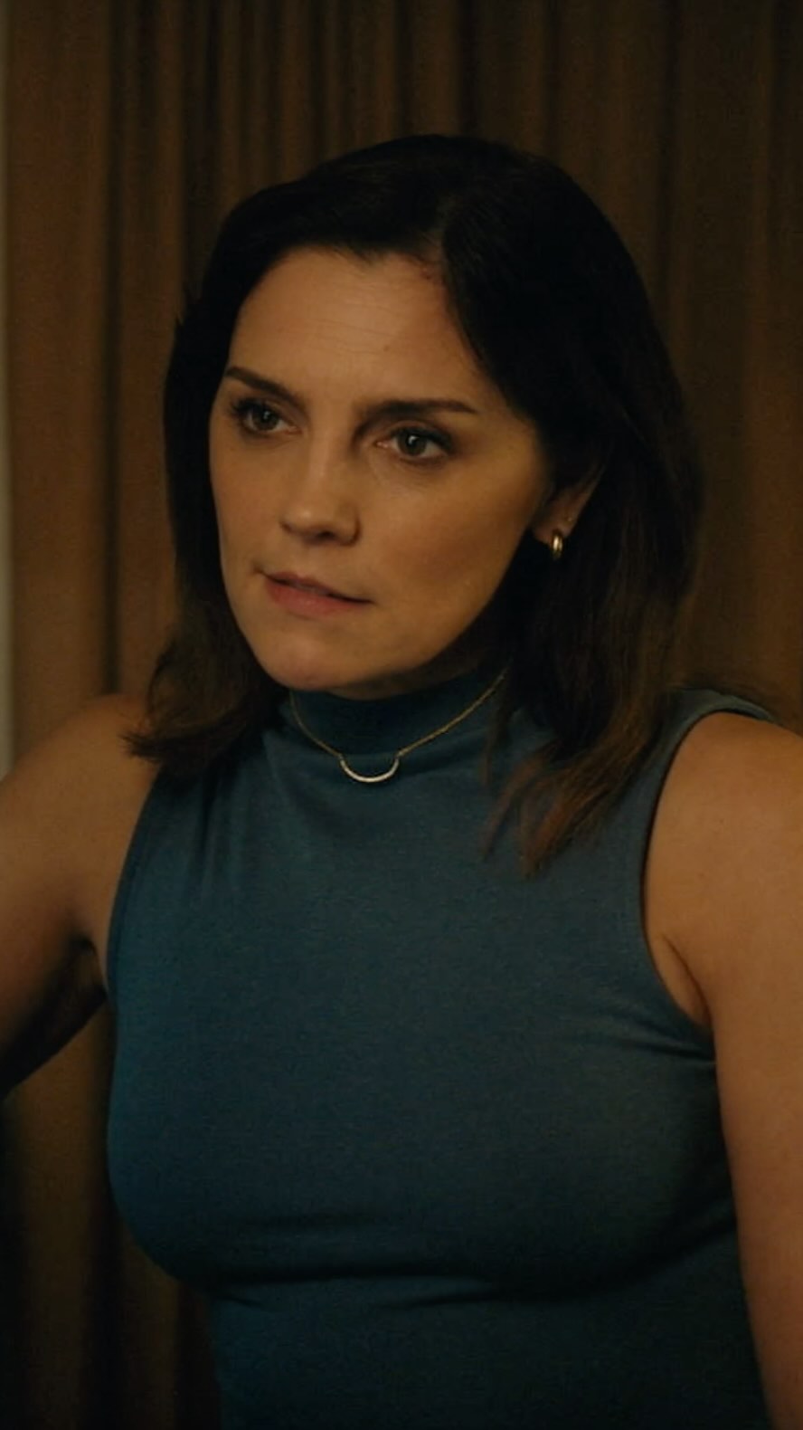 Instagram post by @bel_scholey for STARZ. Caption reads: Your British phrase of the day.

📺:....