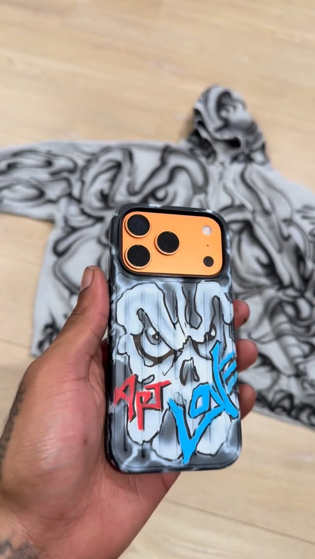 Instagram post by @deecosey for RIMOWA. Caption reads: You always see it here first . ✨🤍 @RIMOWA 
Who....