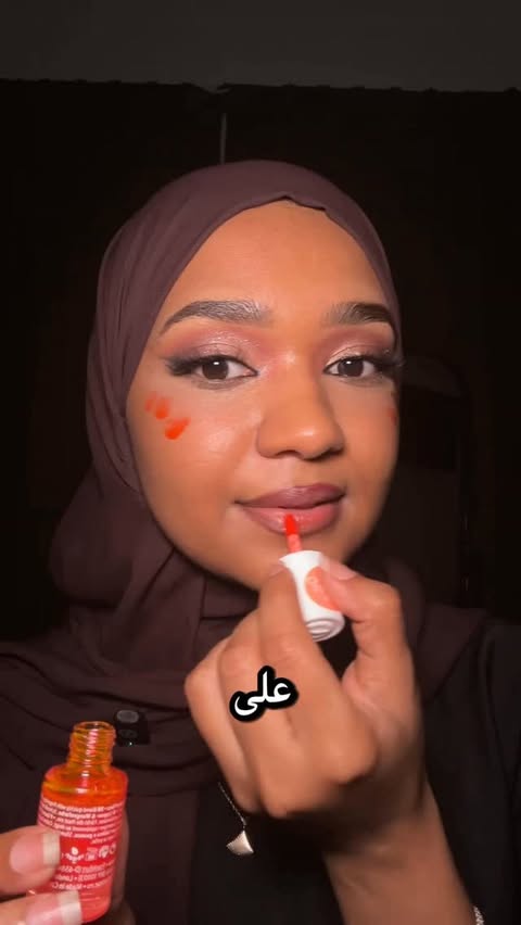 Instagram post by @mariam_arabi_beauty for essence cosmetics. Caption reads: The best makeup for the summer ☀️🌻🍉🫶🏼💕 #tint....