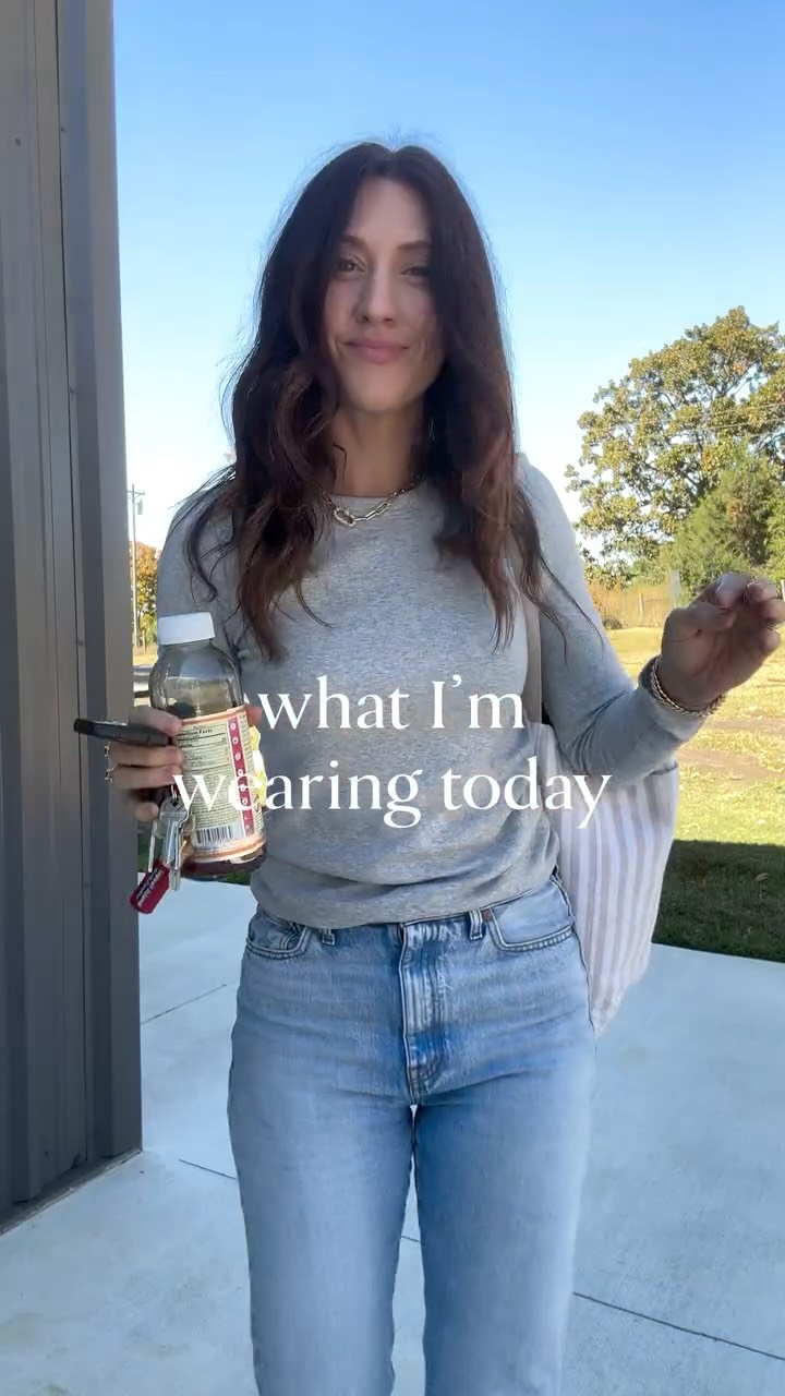 Instagram post by @emmer for Madewell. Caption reads: Dear @madewell, please bring back these jeans! I....