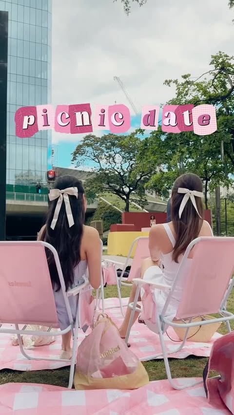 Instagram post by @rimaostwani for Sunnies Studios. Caption reads: @sunniesstudios when’s the next picnic? 🧺🍓🎀....