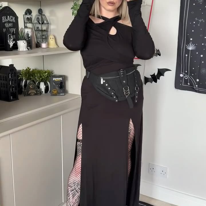 Instagram post by an influencer for KILLSTAR. Caption reads: [...] Use code INSPIRE for 20% off @killstar....