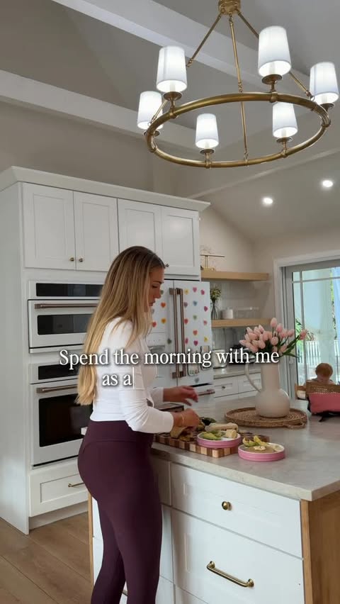 Instagram post by @brittany.blitz for YESOUL FITNESS. Caption reads: [...] my health, so I’m partnering with....