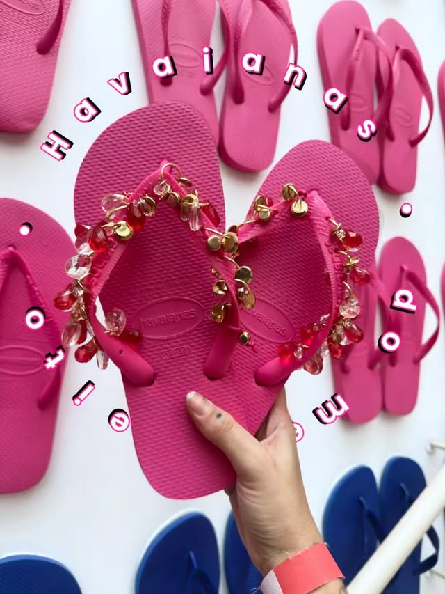 Instagram post by @glitterada for Havaianas. Caption reads: Chamando os apaixonados por @havaianas para fazer....