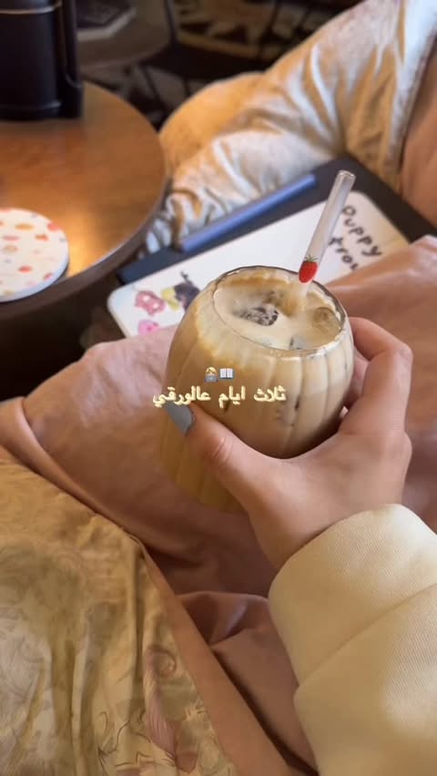 Instagram post by @slviacat for XPPen. Caption reads: Study with me using my XPPen Magic note pad....