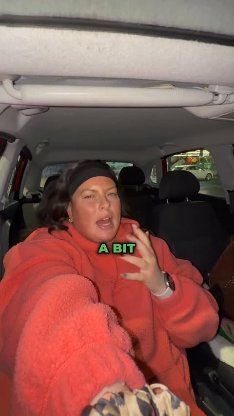 Instagram post by @dietstartsonmonday_ for Fit Foods. Caption reads: [...] butttt you’re craving a takeaway 🥹....