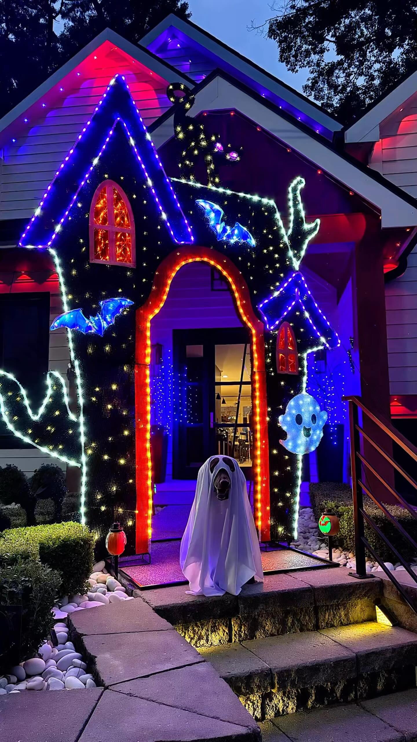 Instagram post by an influencer for Sam's Club. Caption reads: [...] inflatables and lights—@SamsClub has it all.....