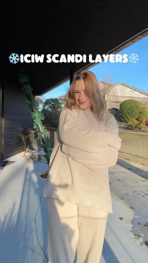 Instagram post by @elisabethassers for ICANIWILL. Caption reads: [...] Nå har black week hos @icaniwill startet, og....