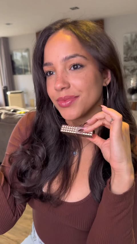 Instagram post by @ismelihenriquez for Obviously. Caption reads: I have both linked for you in my LTK lmk if you....