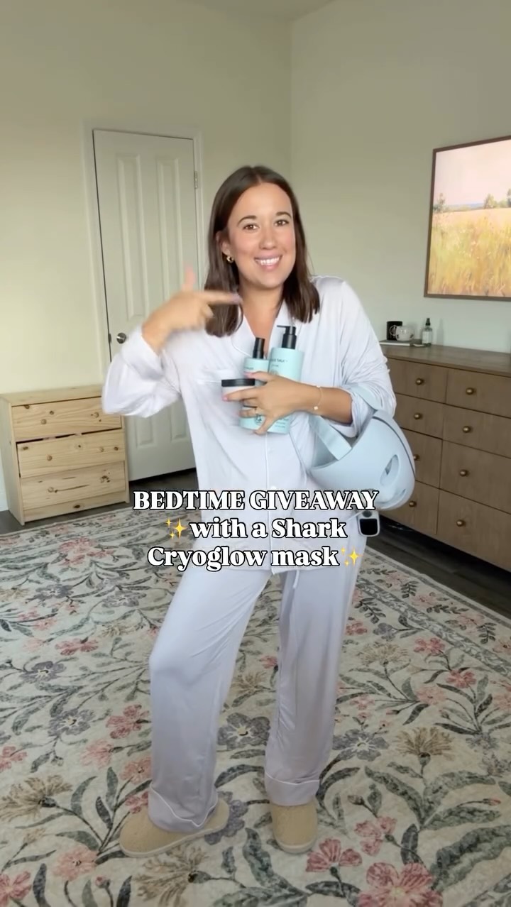 Instagram post by @taylhardy for COZY EARTH. Caption reads: GIVEAWAY TIME! I’ve partnered with @fountsociety....