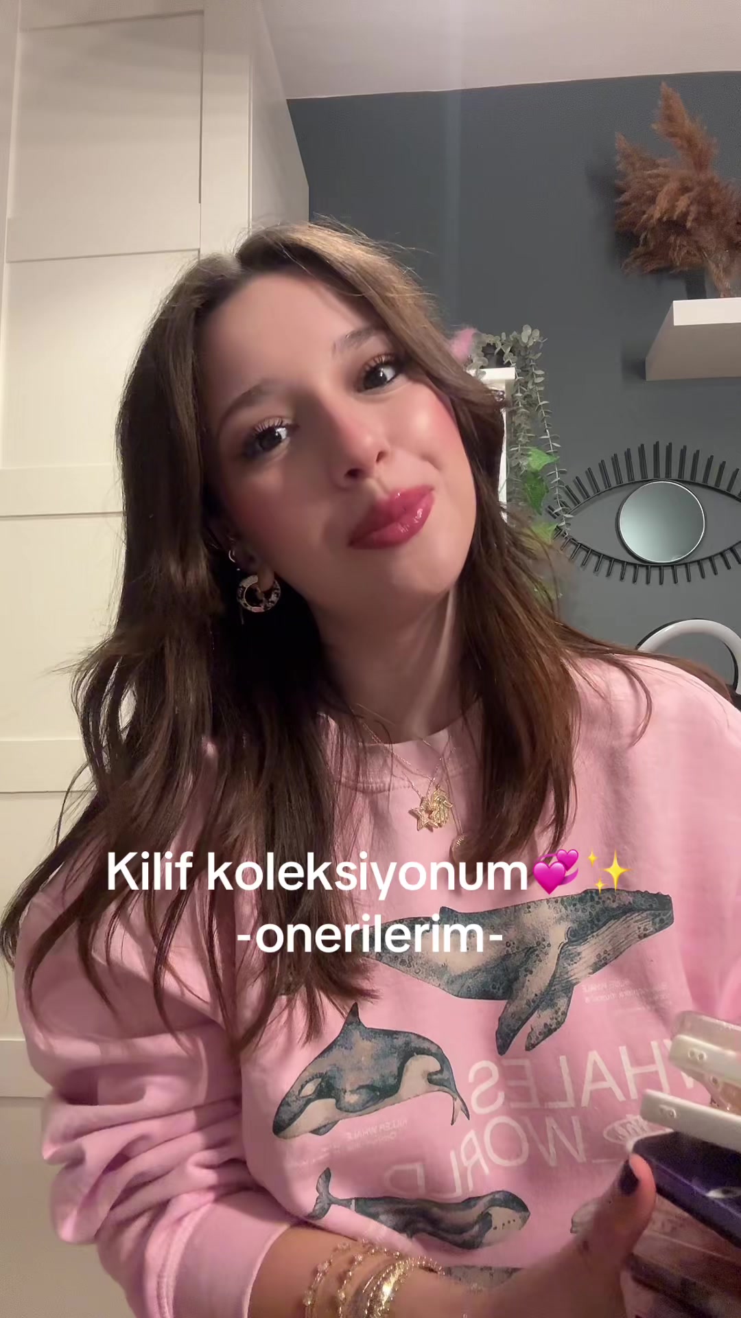 TikTok post by @dilakallkan for Skinnydip London. Caption reads: *Eger derseniz,hicbirinde soyulma vs yasadin mi ?....