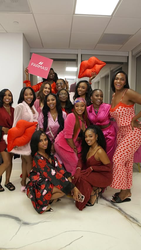 Instagram post by @maniyaessence for Farmasi. Caption reads: [...] Galentine’s Event 💋 Sponsored by....