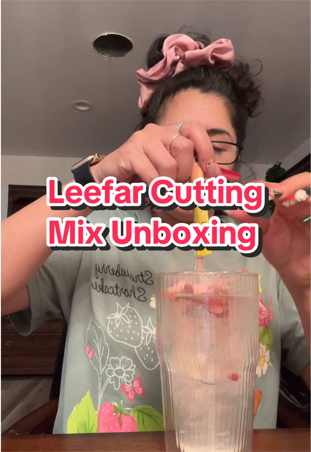 TikTok post by @michellebarbozaa for Leefar US. Caption reads: [...] #metabolism #weightmanagement @Leefar US.