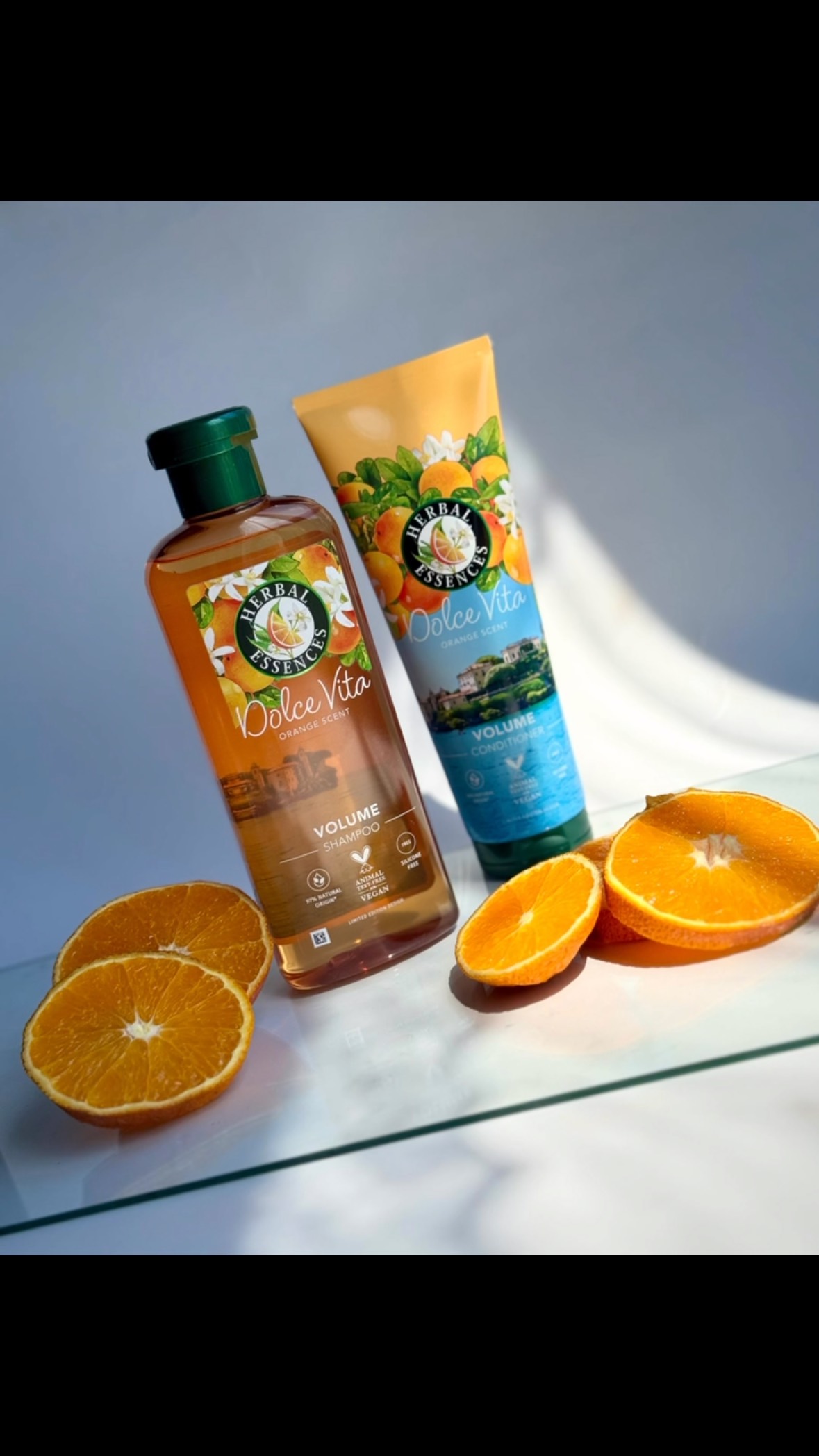 Instagram post by @karolina.grata for SuperSavvyMe. Caption reads: 🍊🍊🍊 Herbal Essences Dolce Vita Orange Scent....