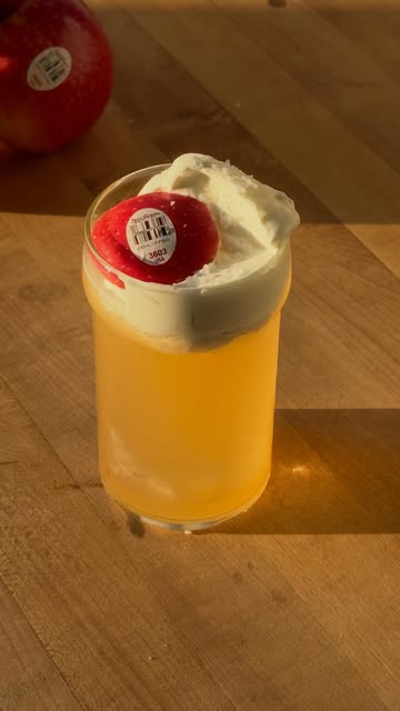 Instagram post by @verygooddrinks for Yes Apples. Caption reads: I tango, you tango, SweeTango 🕺
When I got the....