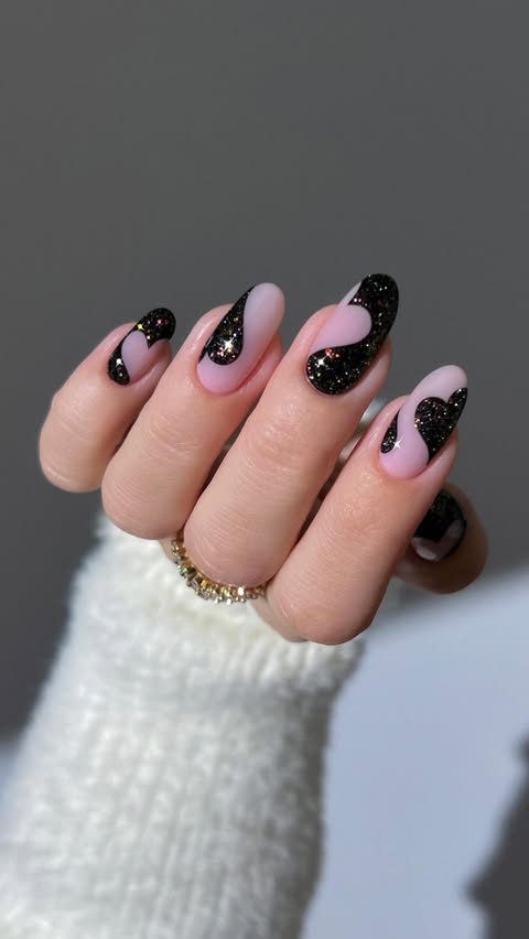 Instagram post by @heygreatnails for Apres Nail. Caption reads: [...] emotionally unavailable with....