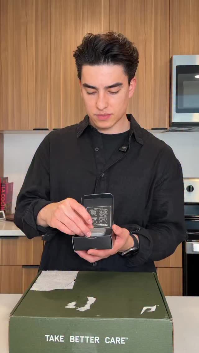 Instagram post by @itsjorgeantonio for Brick. Caption reads: Thank you @getbrick & @papatui_ ! #pr #unboxing....