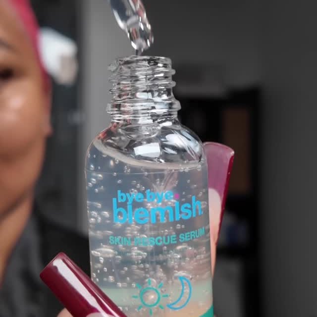 Instagram post by @briwoo for Bye Bye Blemish. Caption reads: [...] the Skin Rescue Niacinamide Serum by....