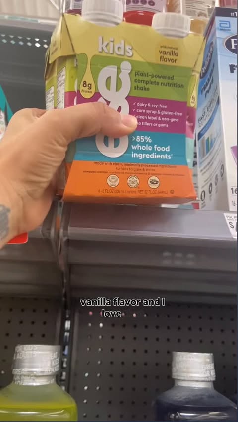 Instagram post by @mama.inreel.life for Else Nutrition. Caption reads: [...] love a good shake or smoothie, and....