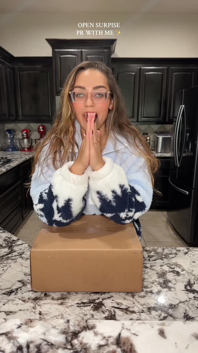 Instagram post by @drinkfreakessentials for Singles To Go. Caption reads: Blown away, I’m so thankful for this!....