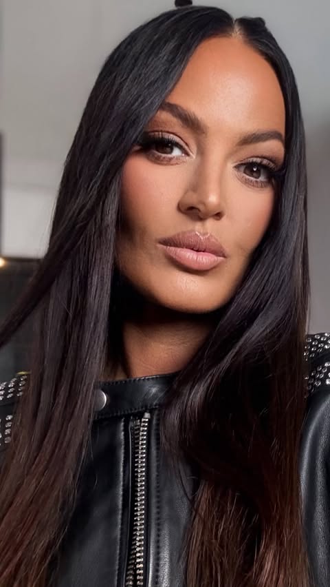 Instagram post by @lisabarlow14 for DIRECTV. Caption reads: [...] has TV and popular apps in one place.....