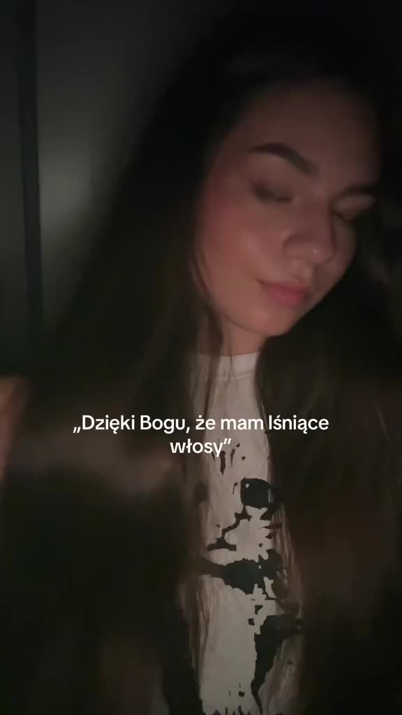 TikTok post by @lenafreitag_ for The Silky Way Polska. Caption reads: #haircare [reklama @The Silky Way Polska ].