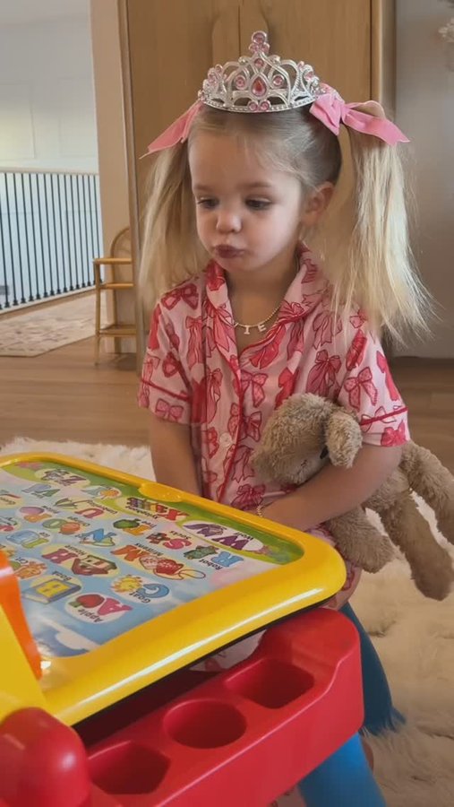 Instagram post by @karissakayabbott for VTech Toys USA. Caption reads: Morning Vlog featuring our Touch & Learn Activity....